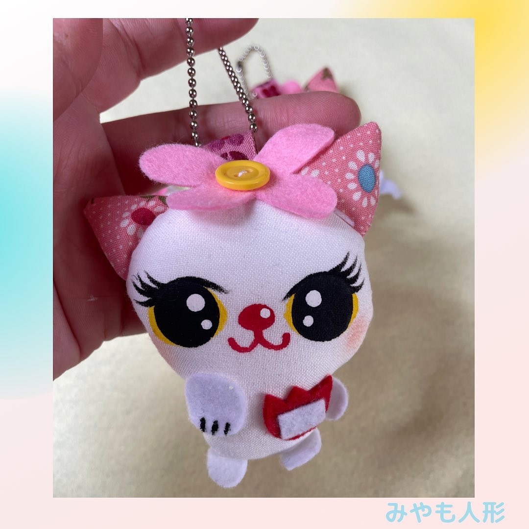 猫ちゃんのぬいぐるみなどご紹介します