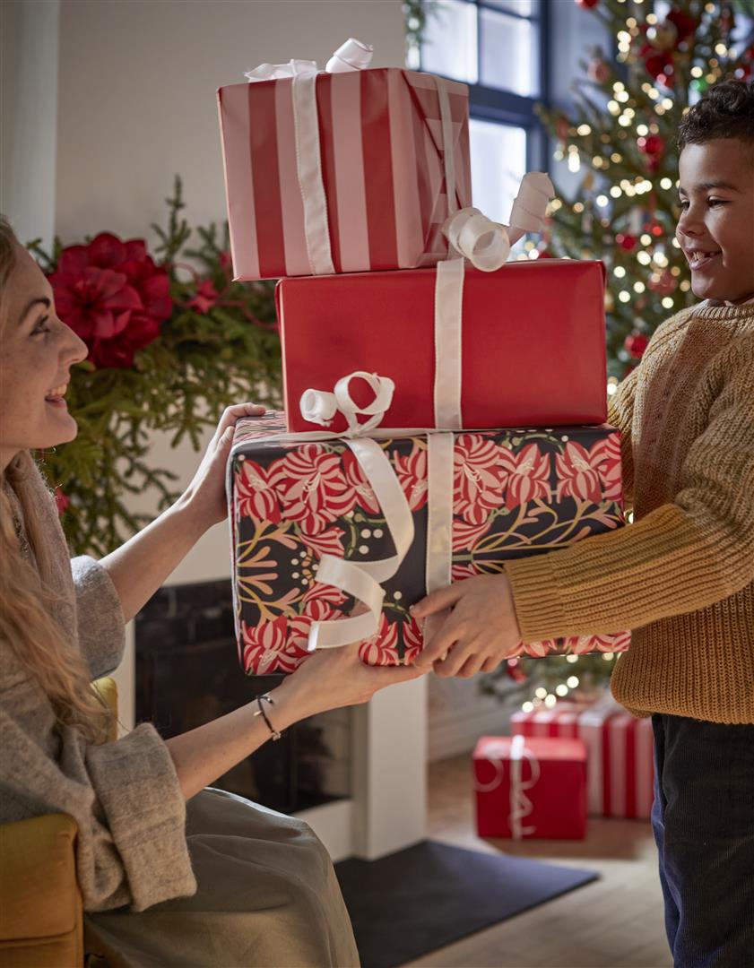 クリスマスプレゼントに！おすすめギフトとラッピングアイデア