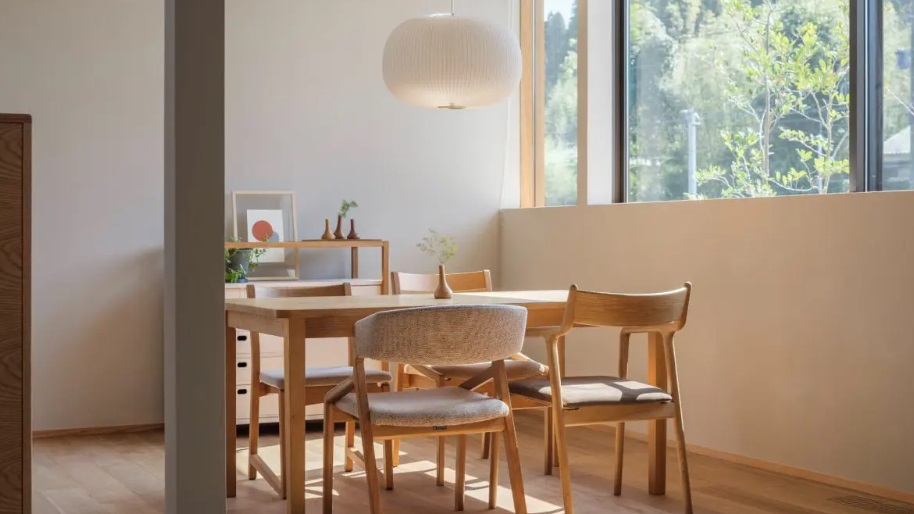 設計士が選ぶ、食卓の居心地をワンランク上げるダイニングチェアBEST5