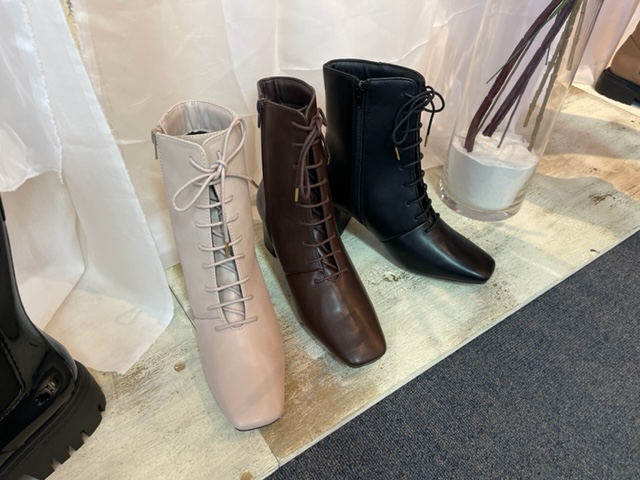 今仕入れて提案したいブーツ・定番靴