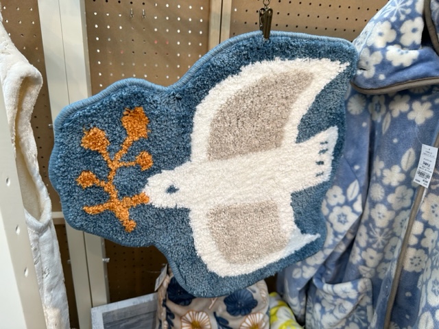 2023年秋冬のお店に取り入れたいインテリア・ファッション小物を大公開